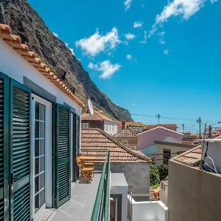 Semesterbostad Alegra *