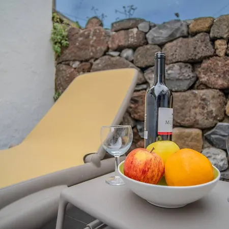 Alegra Feriehus Paul do Mar (Madeira)