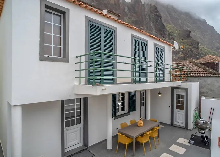 Feriehus Alegra Paul do Mar (Madeira)